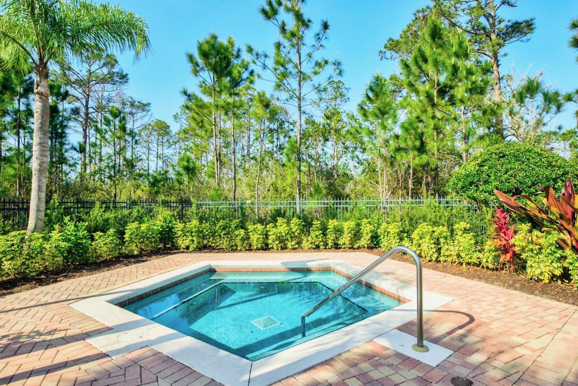 Luxury 2Br Condo - Pool & Hot Tub - Near Disney Ορλάντο Εξωτερικό φωτογραφία