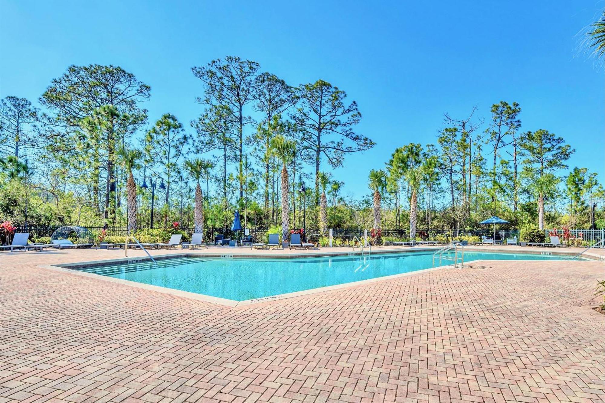 Luxury 2Br Condo - Pool & Hot Tub - Near Disney Ορλάντο Εξωτερικό φωτογραφία