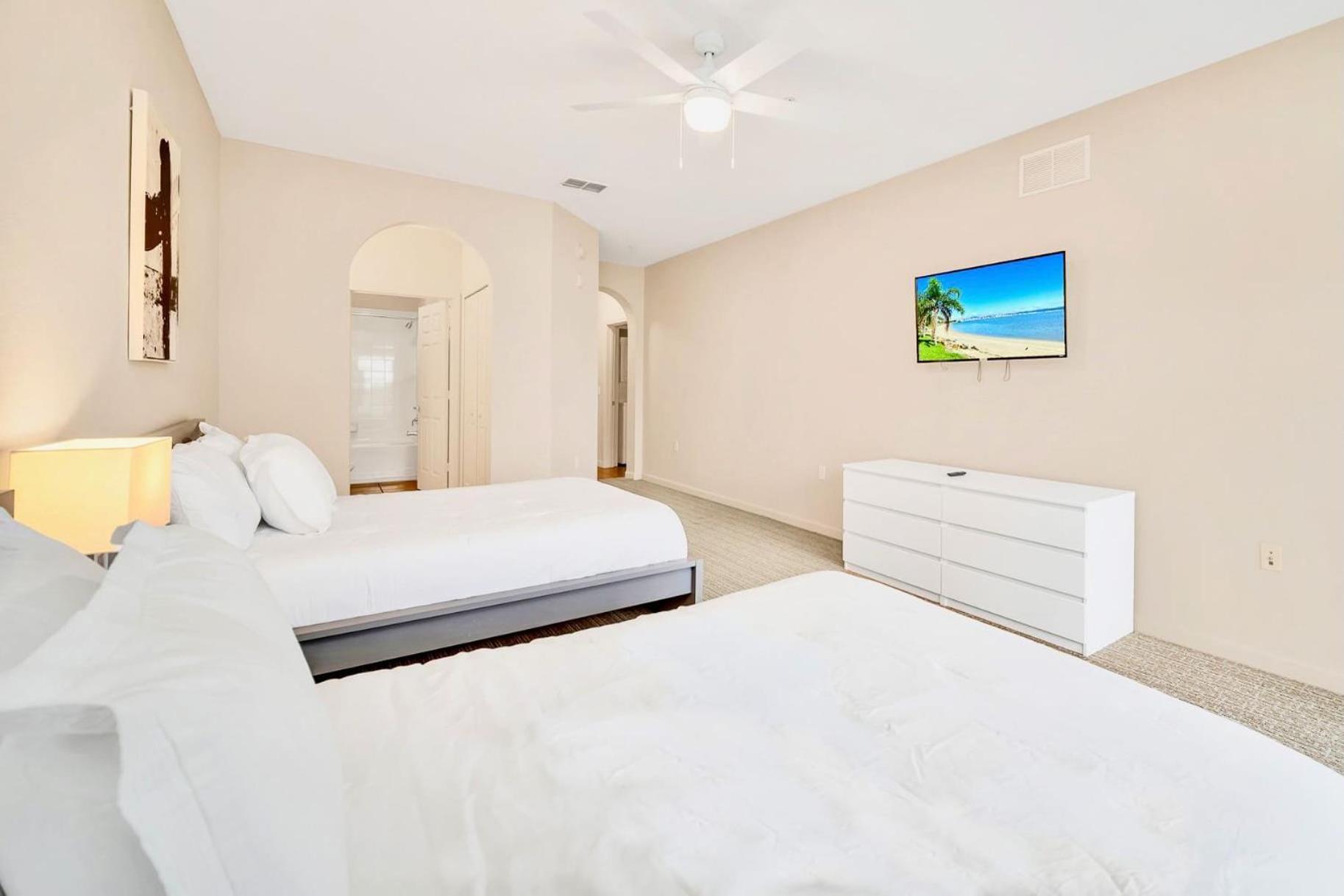 Luxury 2Br Condo - Pool & Hot Tub - Near Disney Ορλάντο Εξωτερικό φωτογραφία