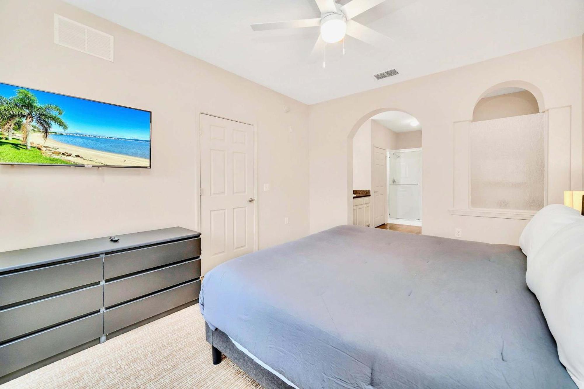 Luxury 2Br Condo - Pool & Hot Tub - Near Disney Ορλάντο Εξωτερικό φωτογραφία
